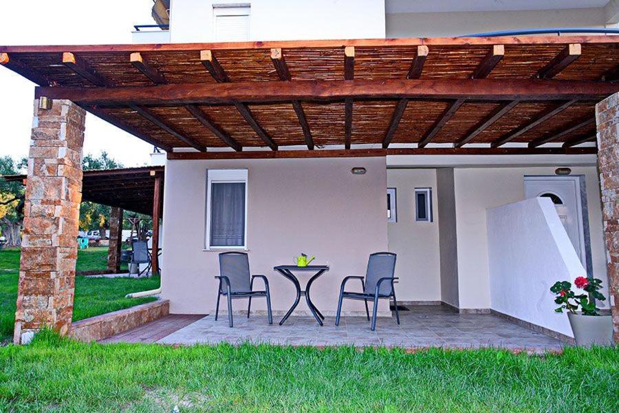 Dionisos Resort Пефкохори Екстериор снимка
